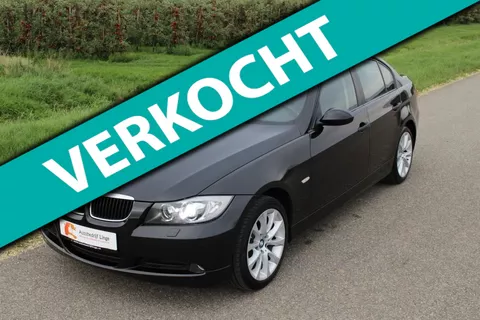 BMW 320i High Executive / NAVI / OPEN DAK / XENON / PDC /LMV