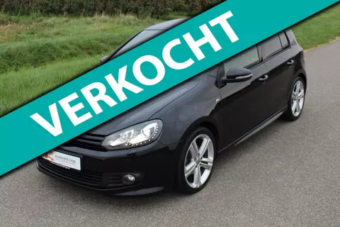 Volkswagen Golf 2.0 TDI R-Line / DSG / XENON / LED / FLIPPERS