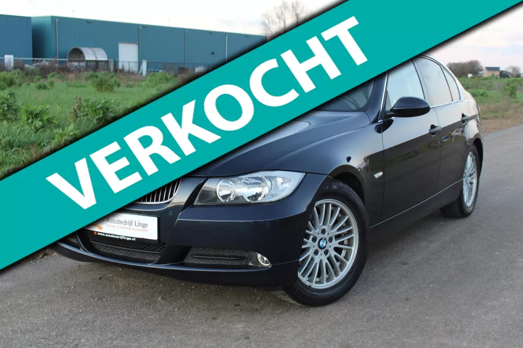 BMW 3-serie 318i High Executive AUTOMAAT / NAVI / NETTE AUTO